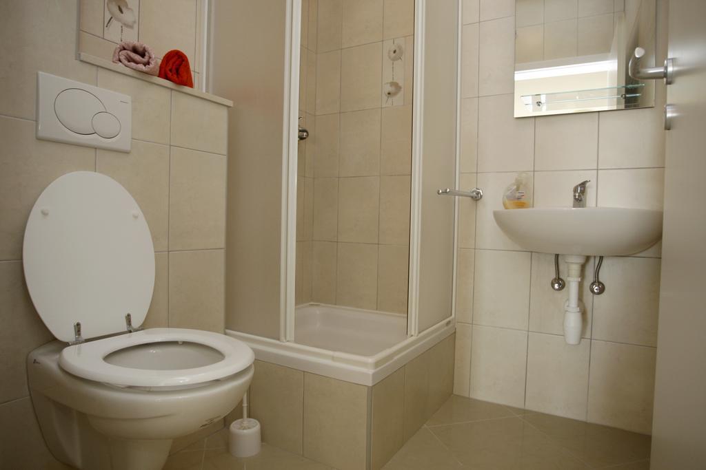 Apartments Rubic Omiš Habitación foto